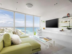 Luxurious Condo With Spectacular Ocean Views